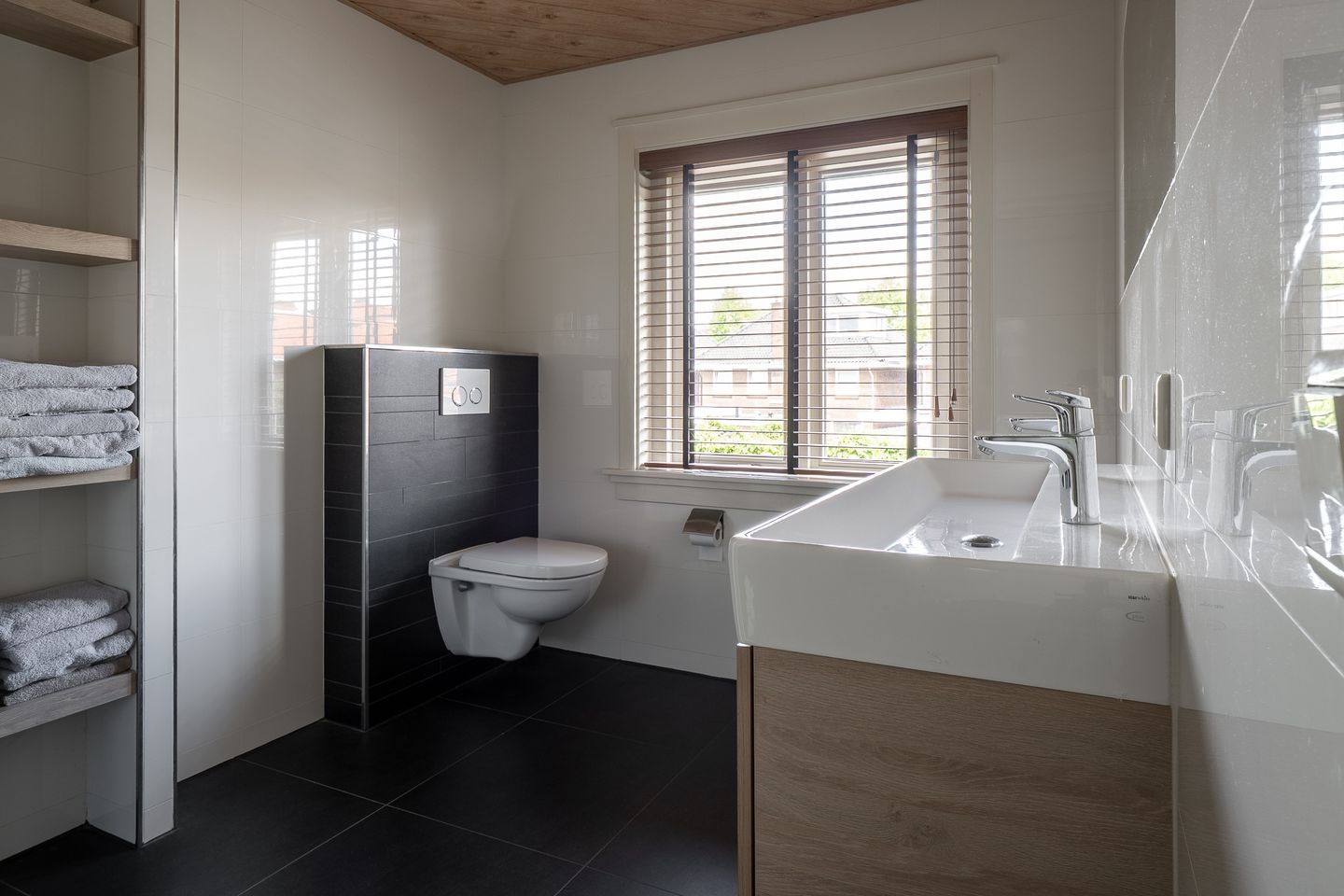 Foto 19 van Nicolaasstraat 45