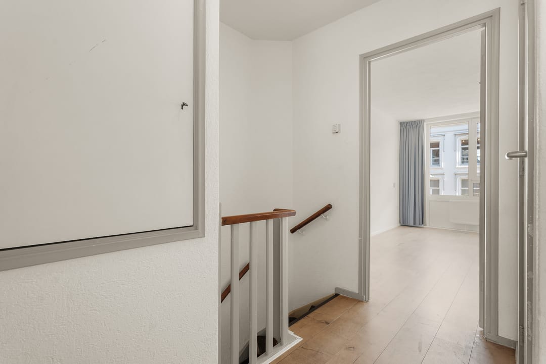 Photo 16 of Burchtstraat 82