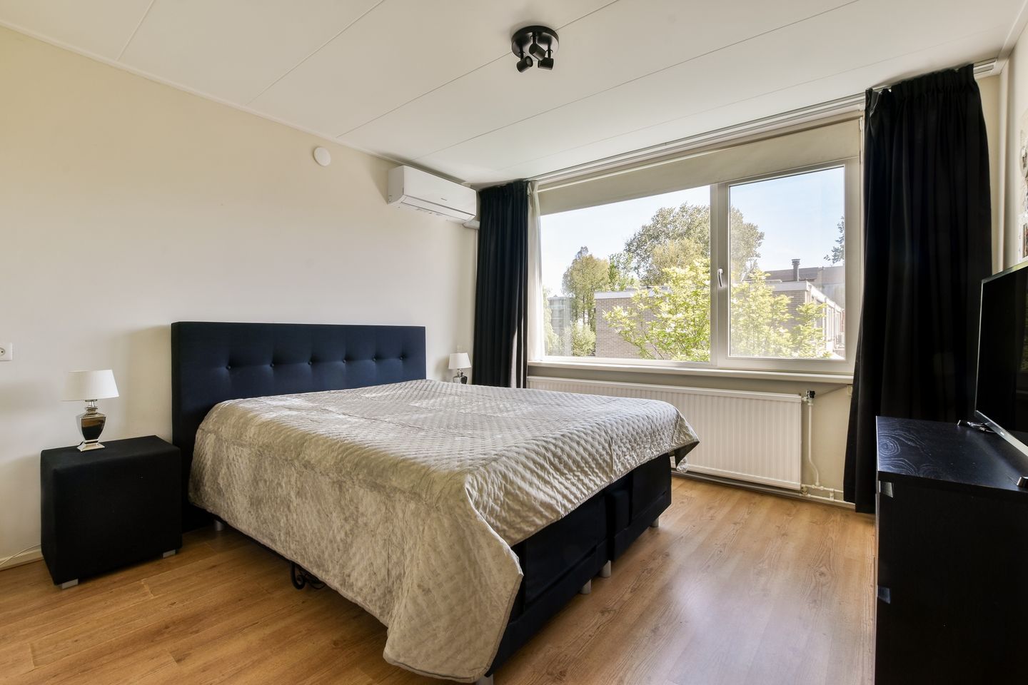 Foto 20 van Pinksterbloemweg 12