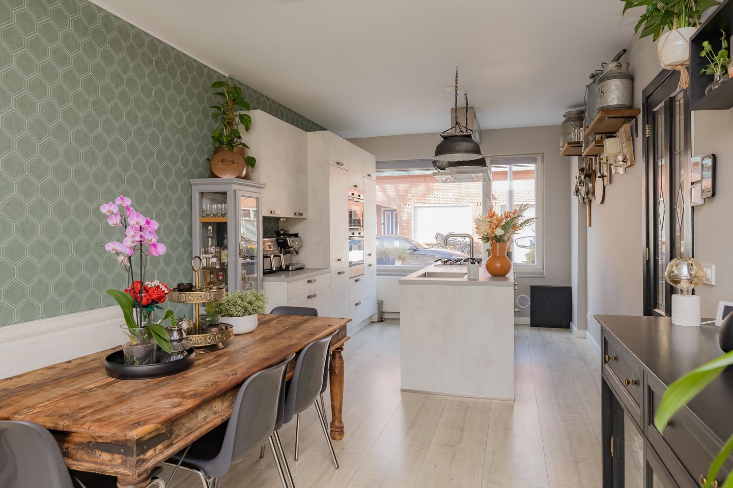 Photo 4 of Meidoornstraat 11