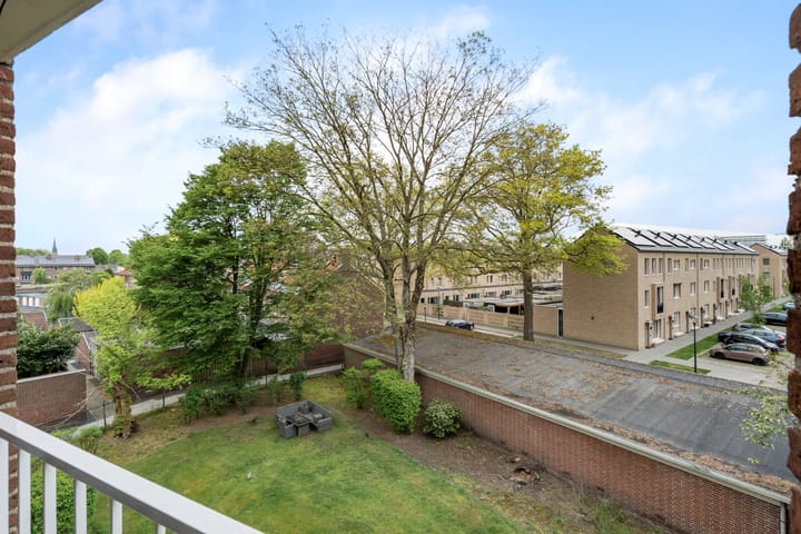 Foto 28 van Dr. Struyckenstraat 110-B