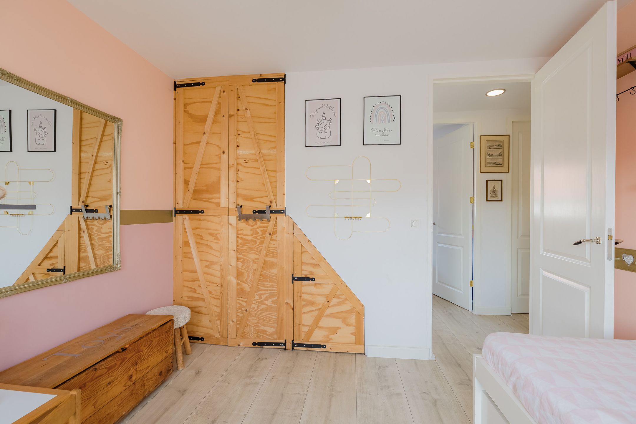 Photo 21 of Meidoornstraat 11