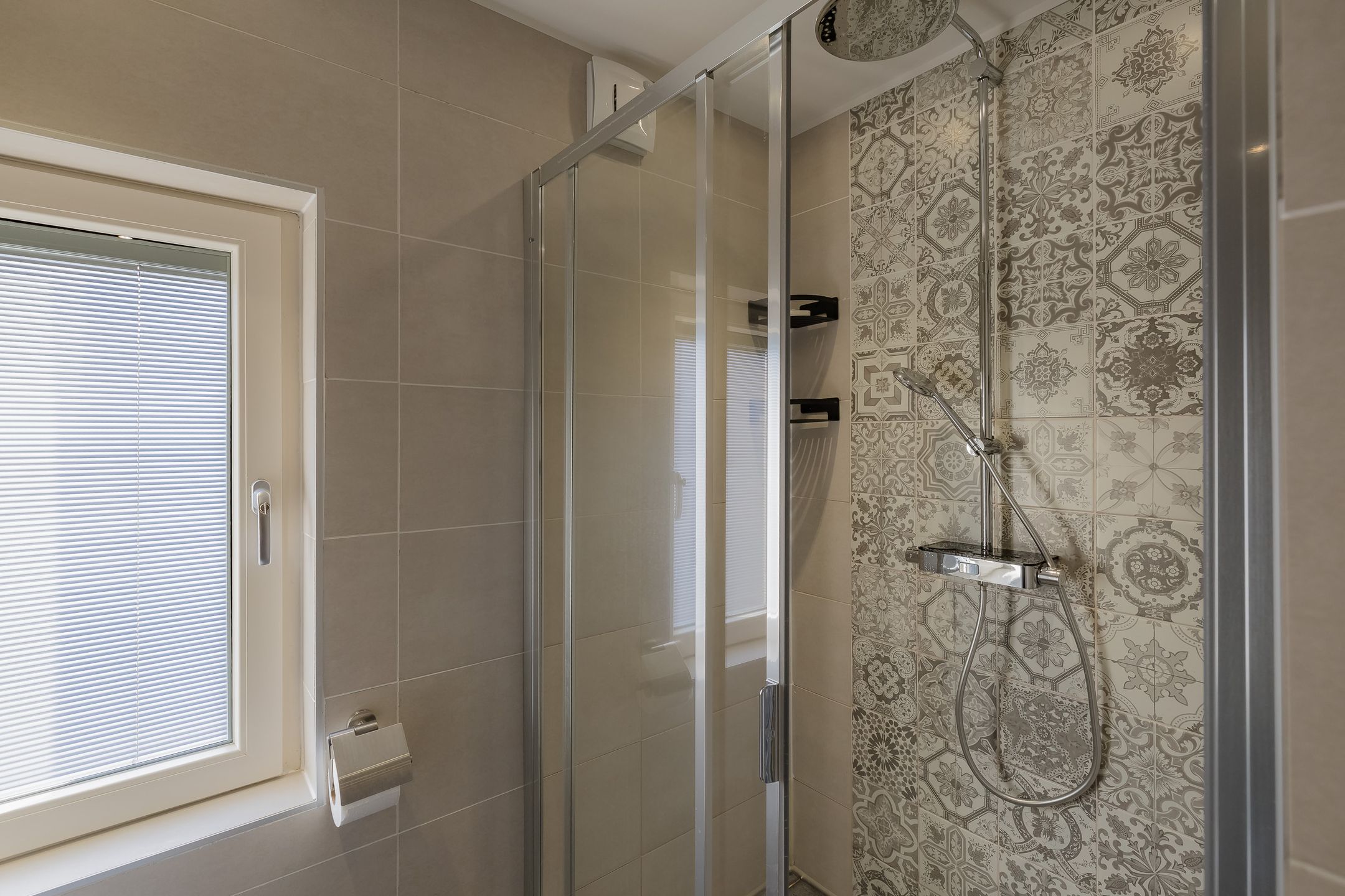 Photo 27 of Meidoornstraat 11