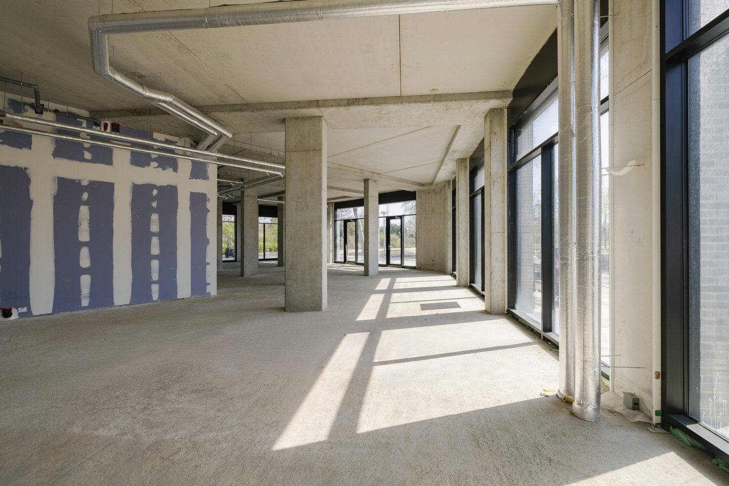 View photo 3 of Klaprozenweg 36-A