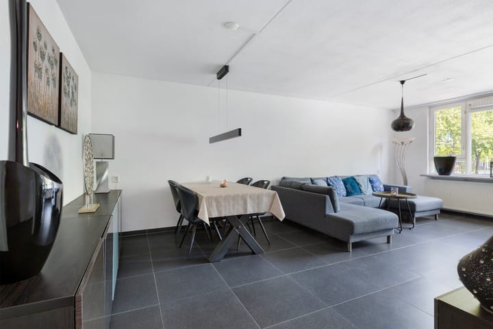 Foto 8 van Crooswijksestraat 142