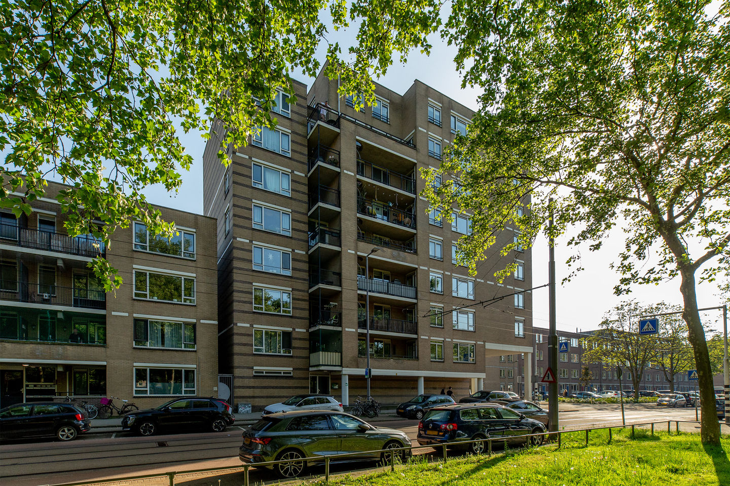 Photo 35 of Crooswijksestraat 142