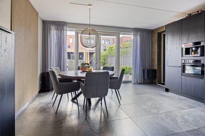 Foto 11 van Sleedoornpage 23