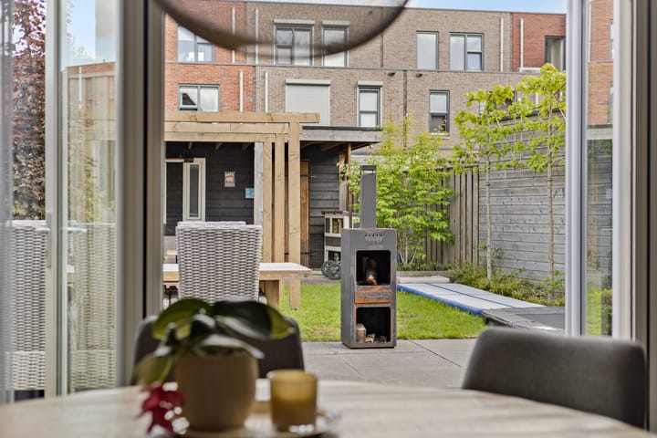 Foto 17 van Sleedoornpage 23