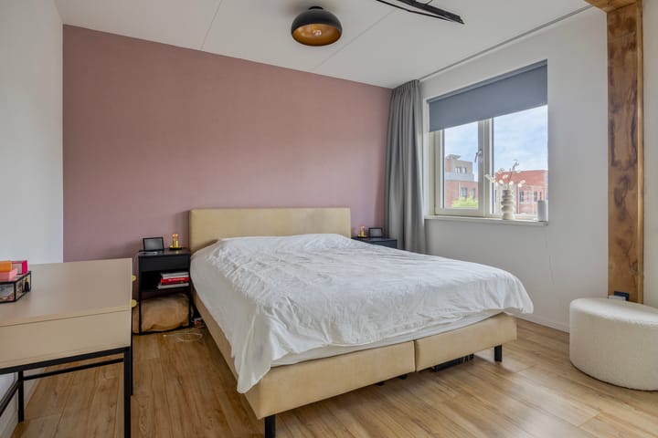 Foto 19 van Sleedoornpage 23