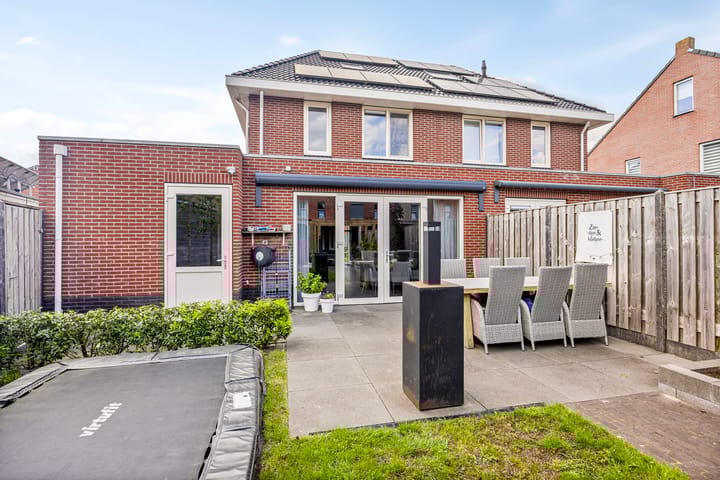 Foto 35 van Sleedoornpage 23