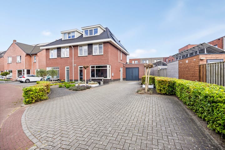 Foto 36 van Sleedoornpage 23