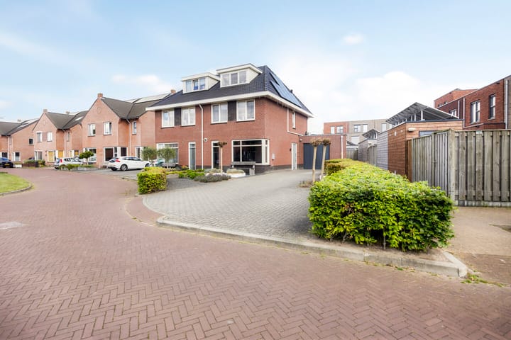 Foto 37 van Sleedoornpage 23