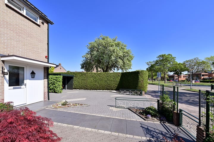 Foto 2 van Gemeenlandslaan 11