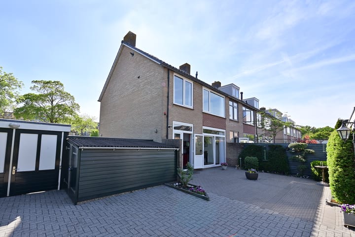 Foto 16 van Gemeenlandslaan 11