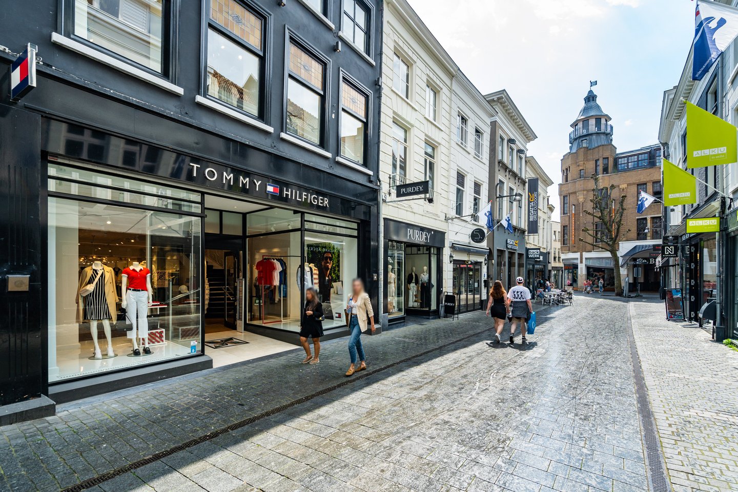 View photo 2 of Ridderstraat 17