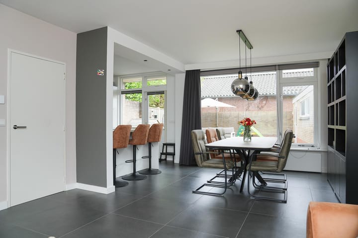 Foto 4 van Lariestraat 3