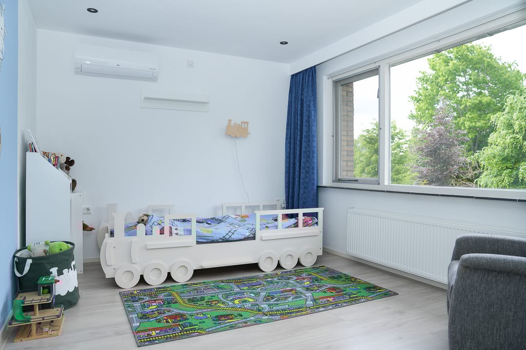 Foto 16 van Lariestraat 3