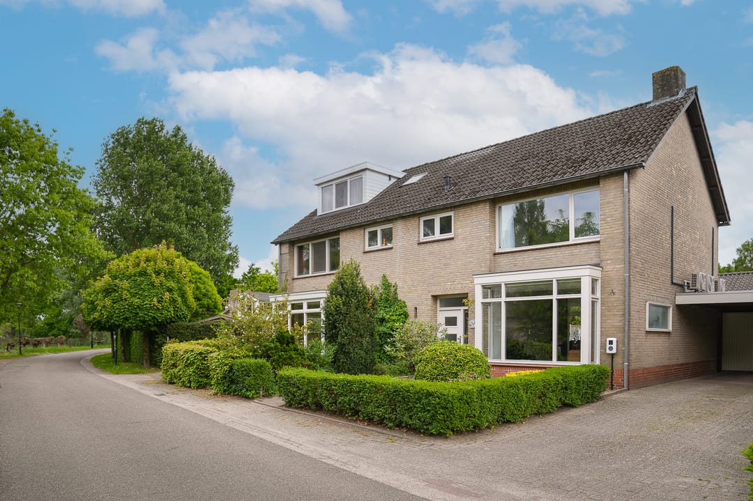 Foto 28 van Lariestraat 3