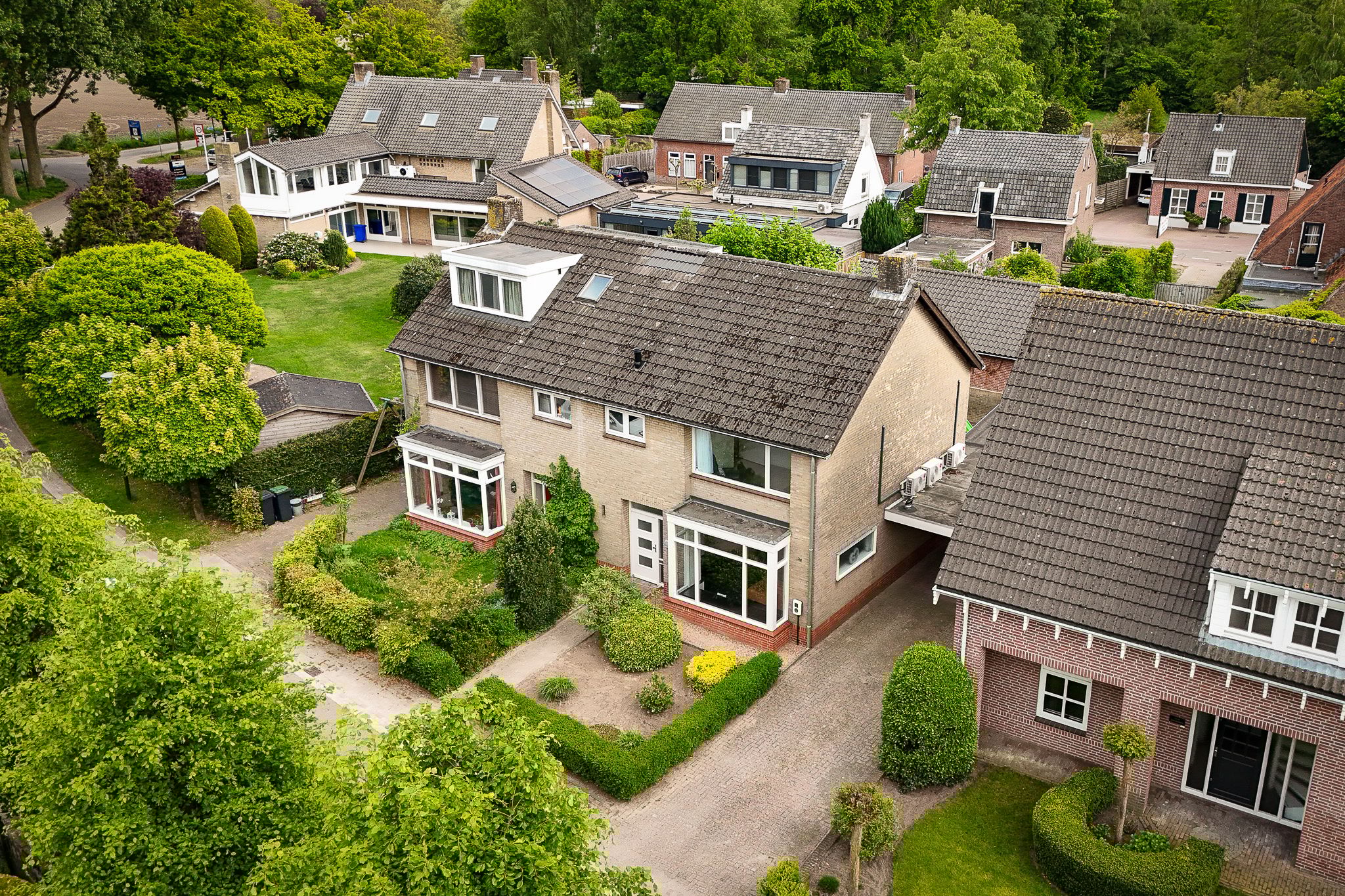 Foto 30 van Lariestraat 3