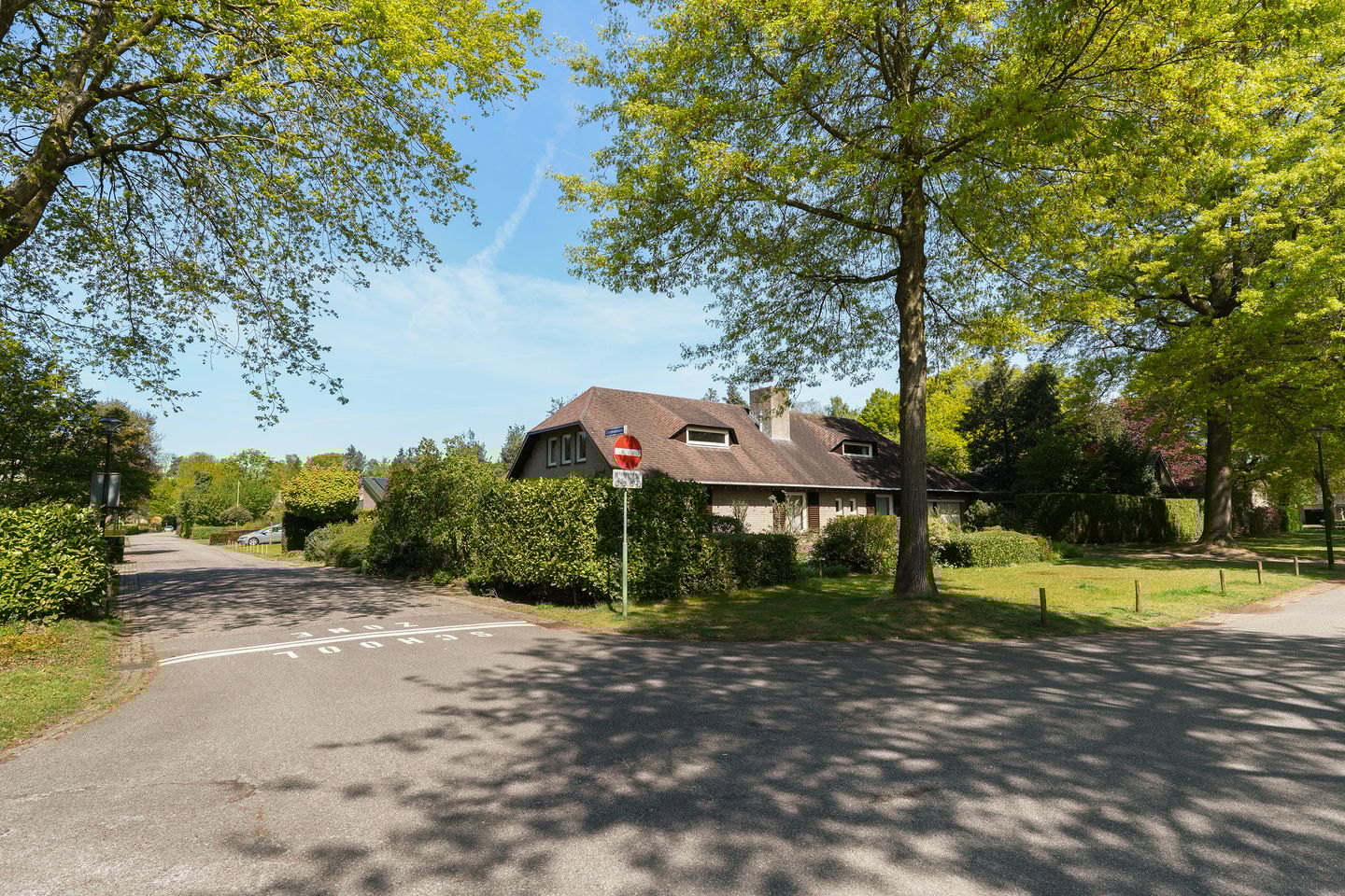 Foto 5 van Dennenlaan 2