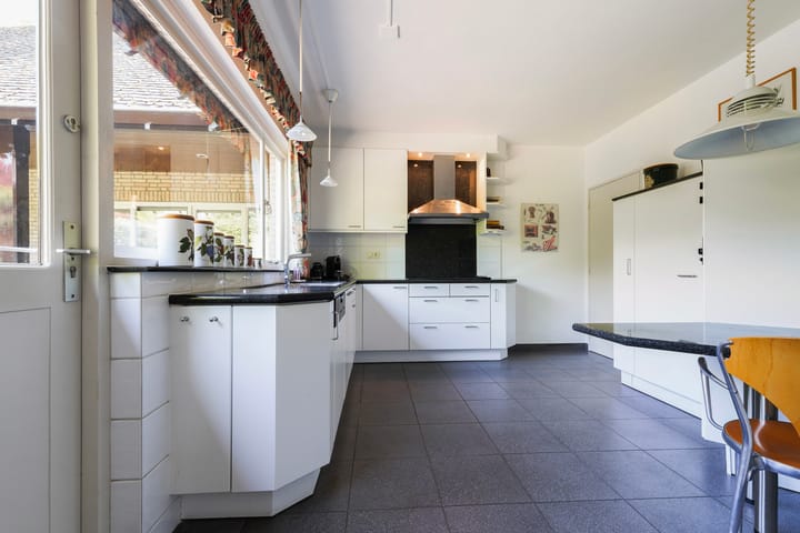 Foto 22 van Dennenlaan 2