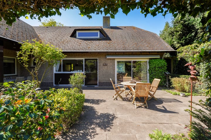 Foto 62 van Dennenlaan 2