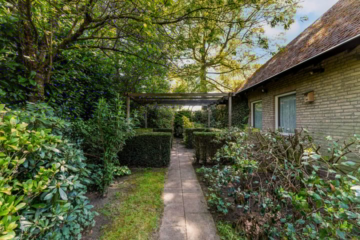 Foto 64 van Dennenlaan 2