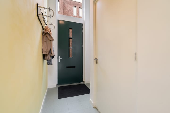 Foto 5 van Chisinaustraat 12