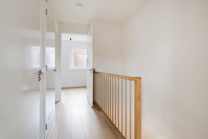 Foto 31 van Chisinaustraat 12