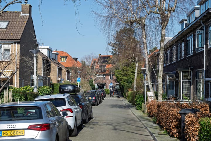 Photo 3 of Wilhelminalaan 9