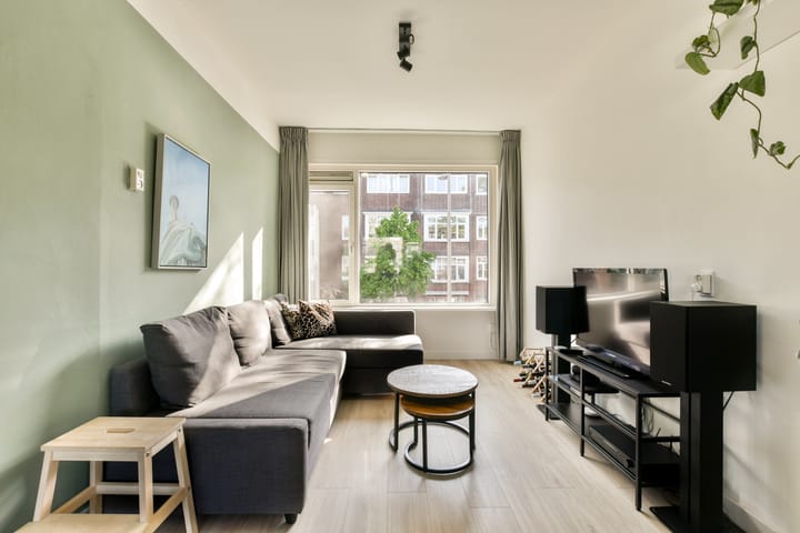 Foto 8 van Nobelstraat 15-B