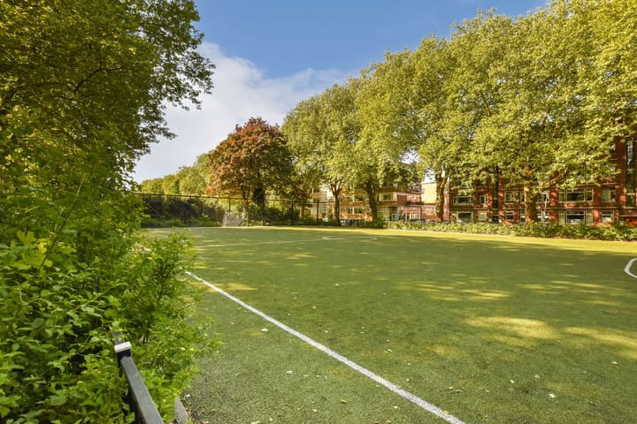 Foto 17 van Nobelstraat 15-B