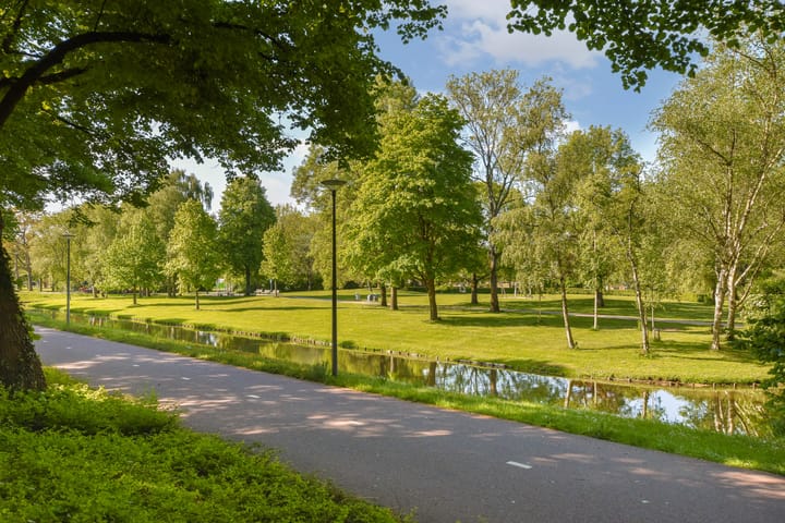 Foto 18 van Nobelstraat 15-B