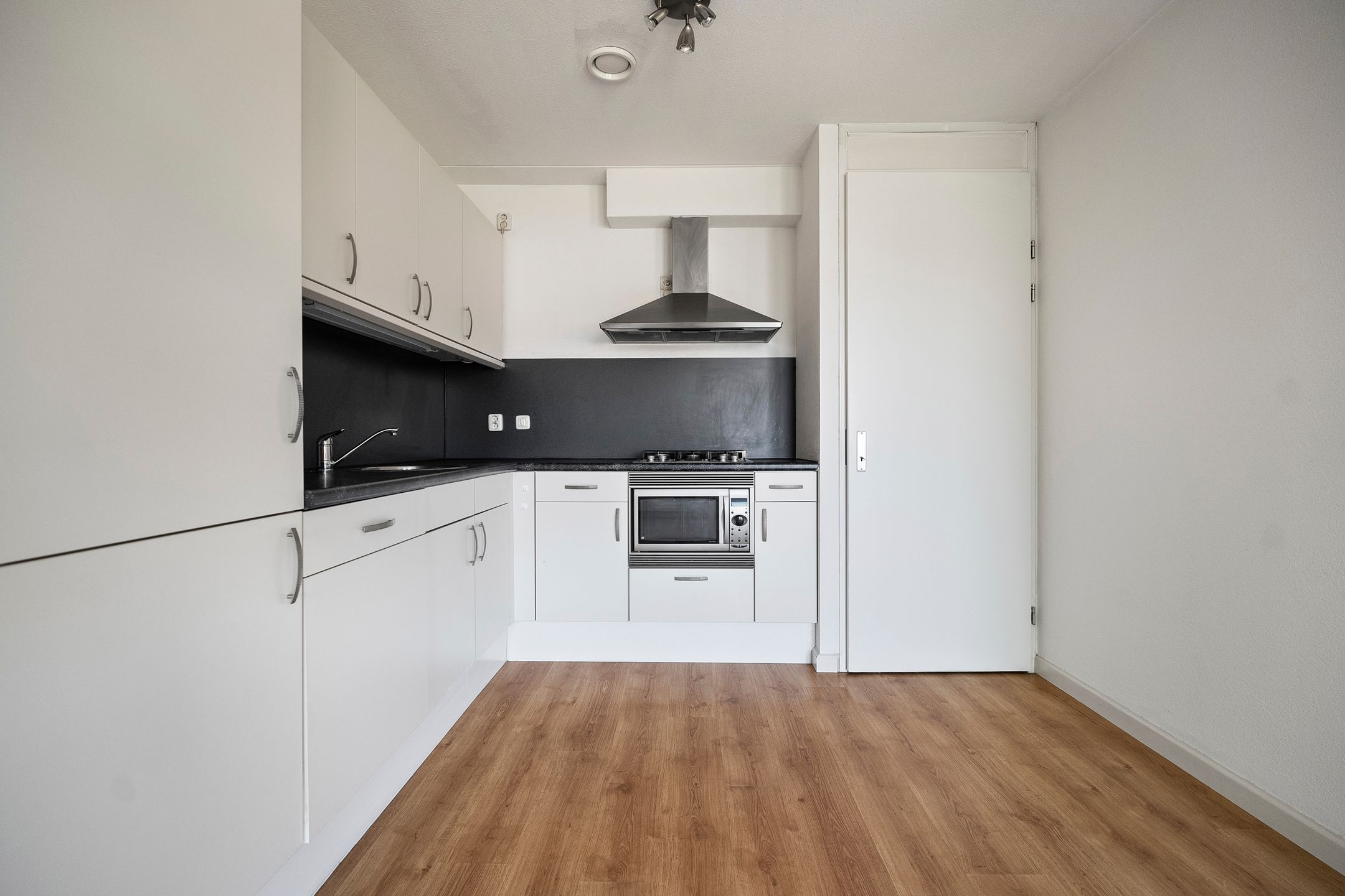 Foto 12 van Zonnebloemstraat 39