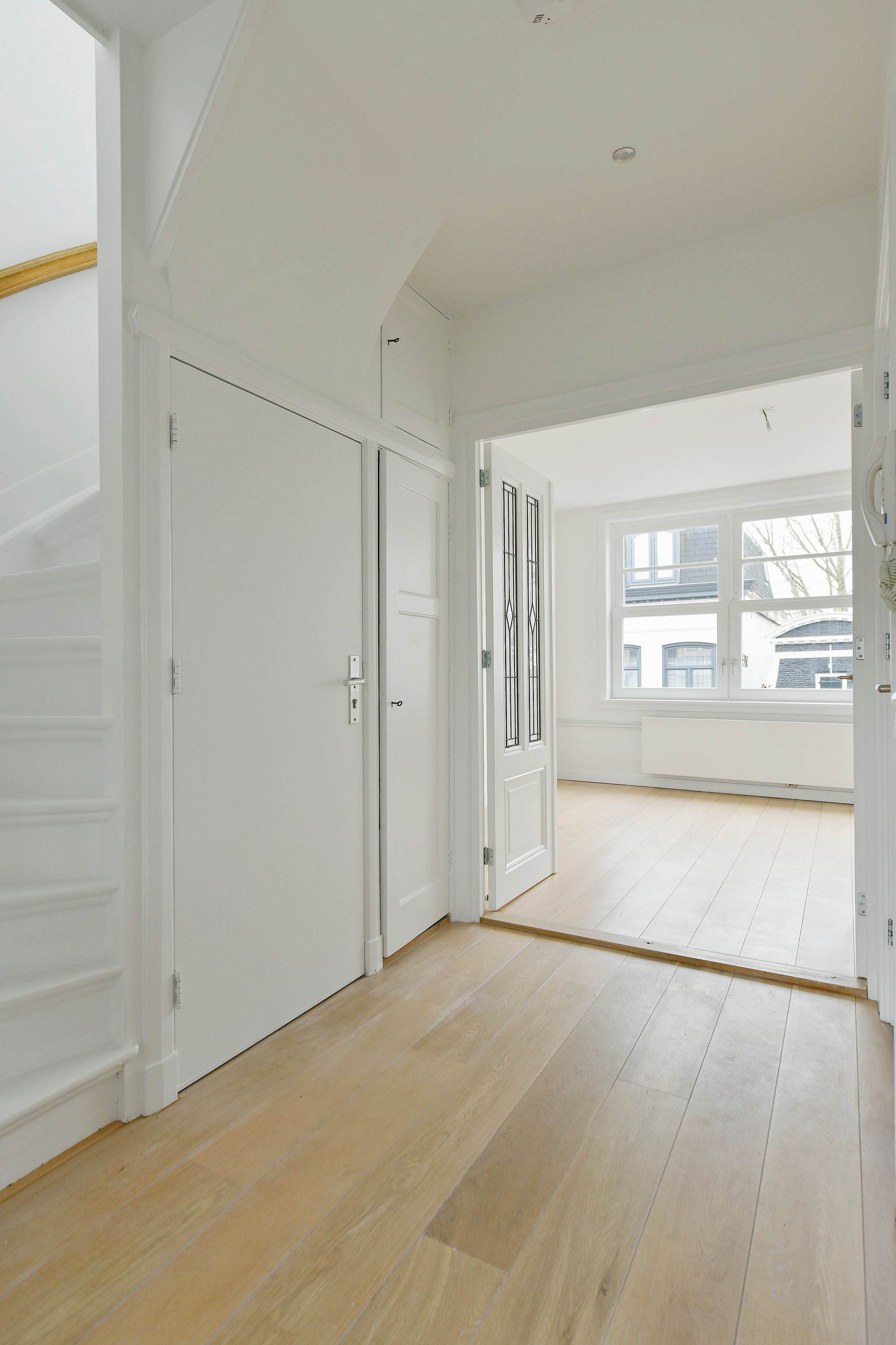 Photo 6 of Utrechtsestraat 83-D