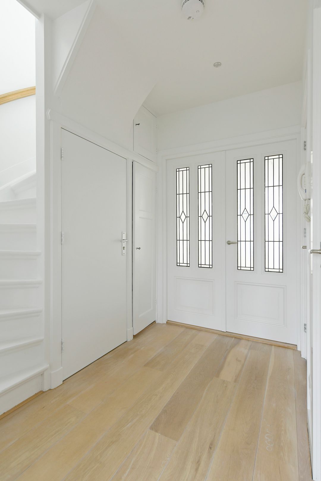 Photo 7 of Utrechtsestraat 83-D