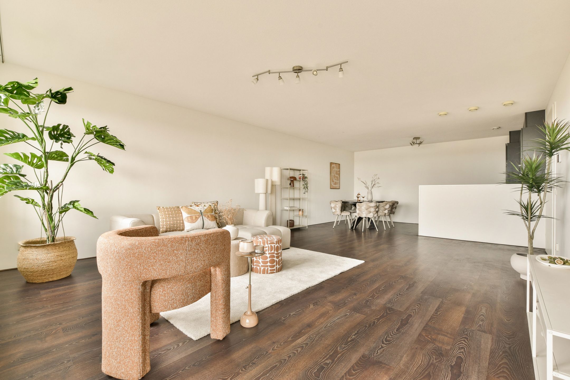 Photo 9 of Van Embdenstraat 108