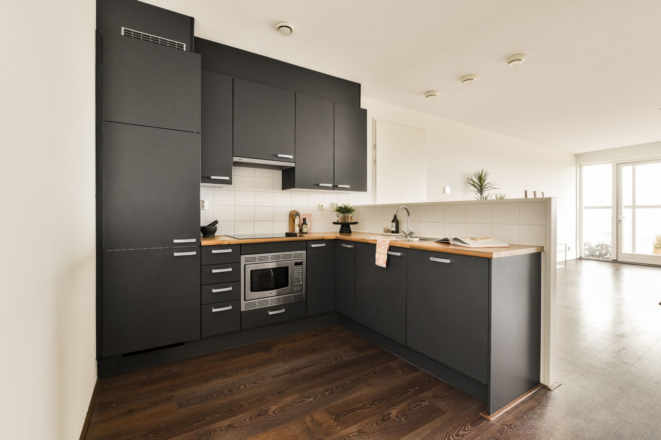 Photo 12 of Van Embdenstraat 108