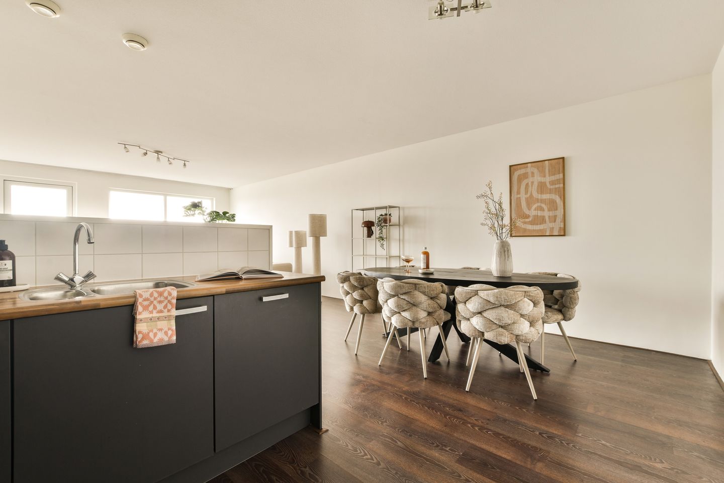 Photo 14 of Van Embdenstraat 108