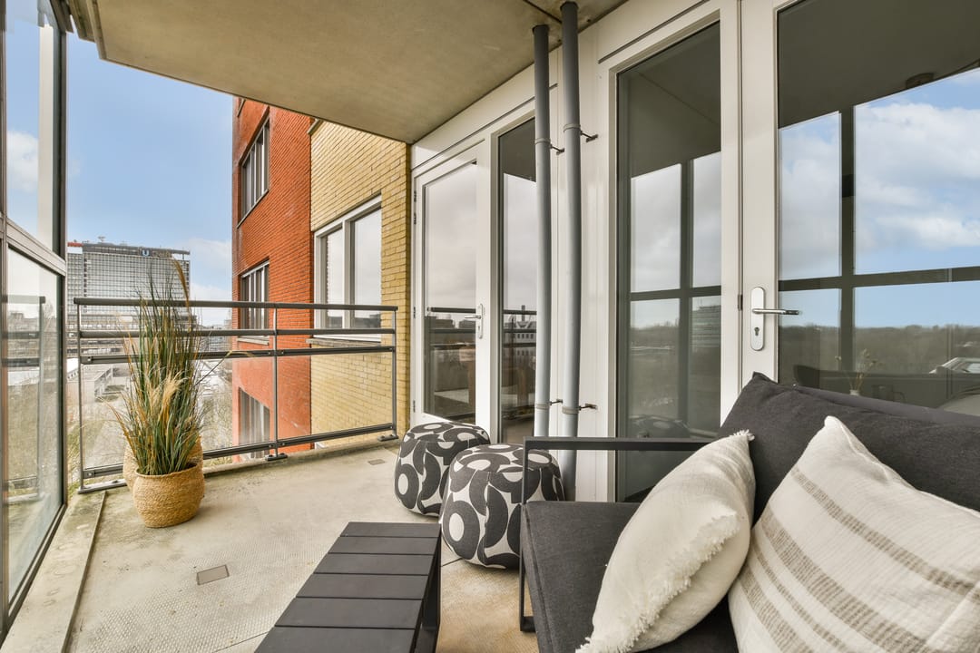 Photo 16 of Van Embdenstraat 108