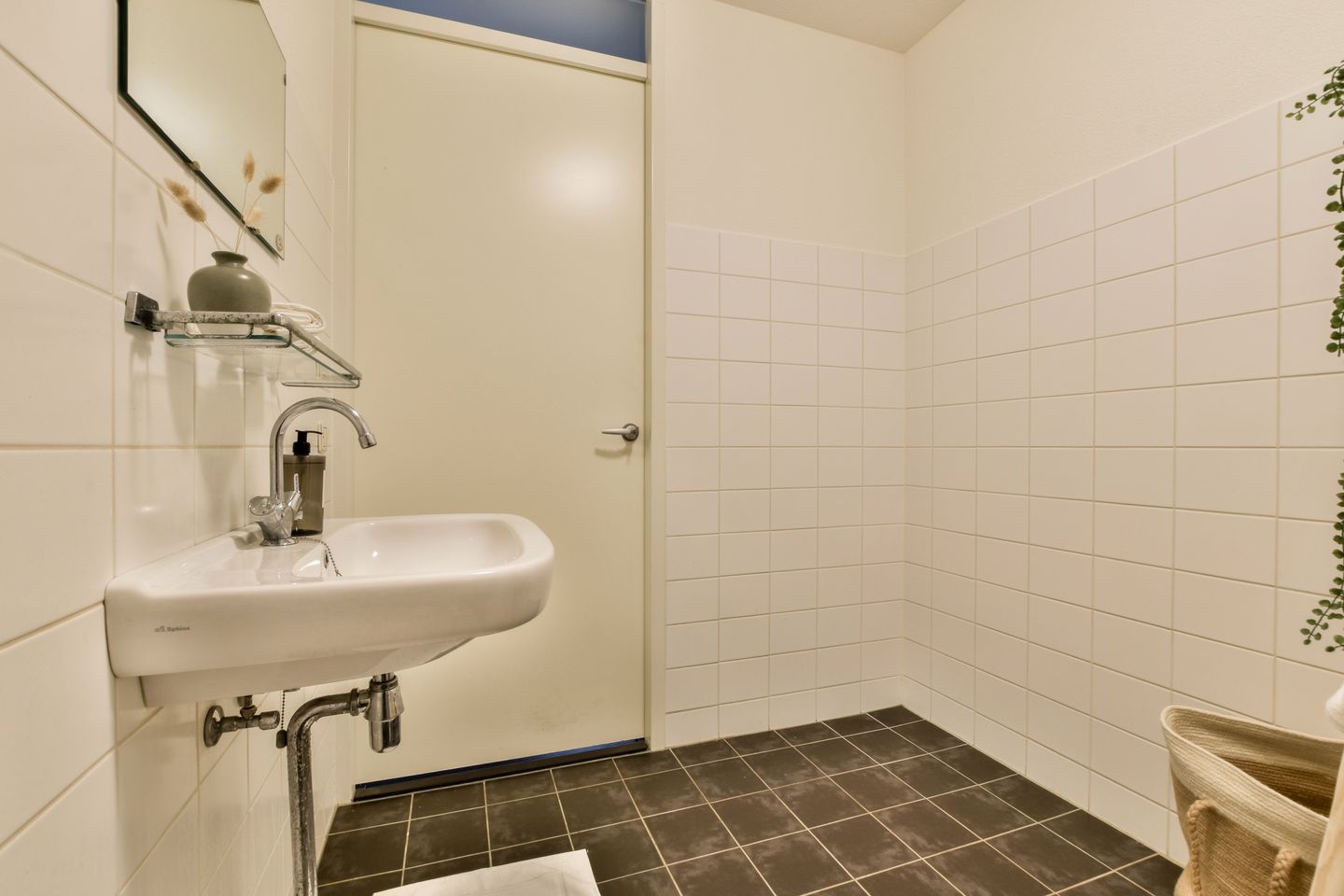 Photo 25 of Van Embdenstraat 108