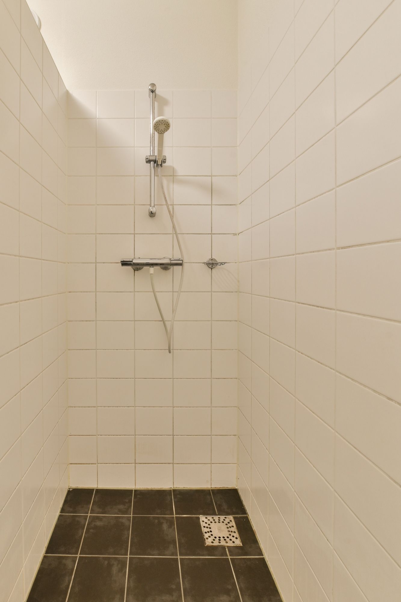 Photo 27 of Van Embdenstraat 108