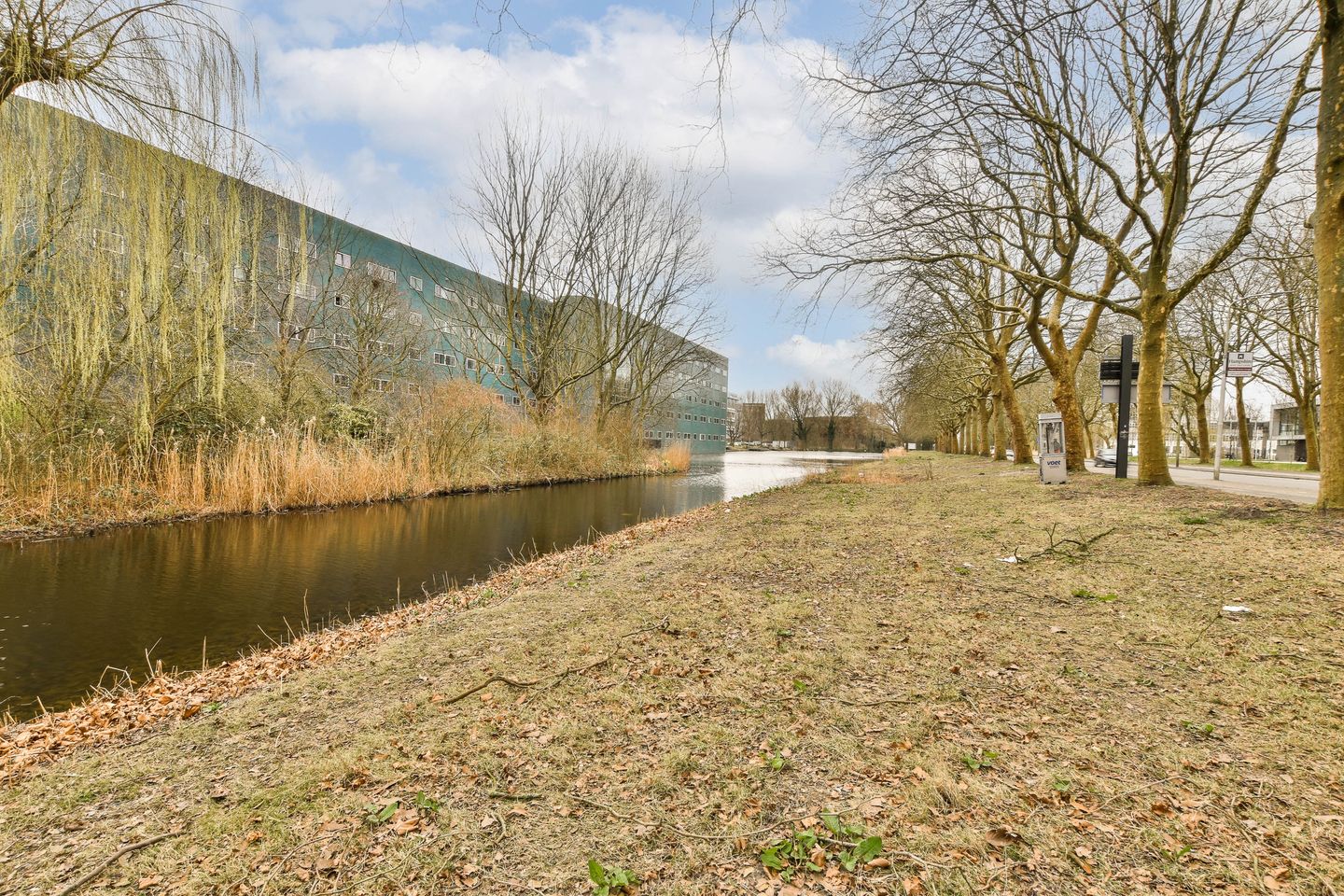 Photo 35 of Van Embdenstraat 108