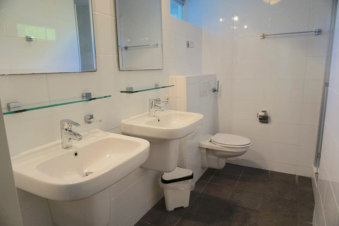 Photo 28 of Rijksstraatweg 80-112