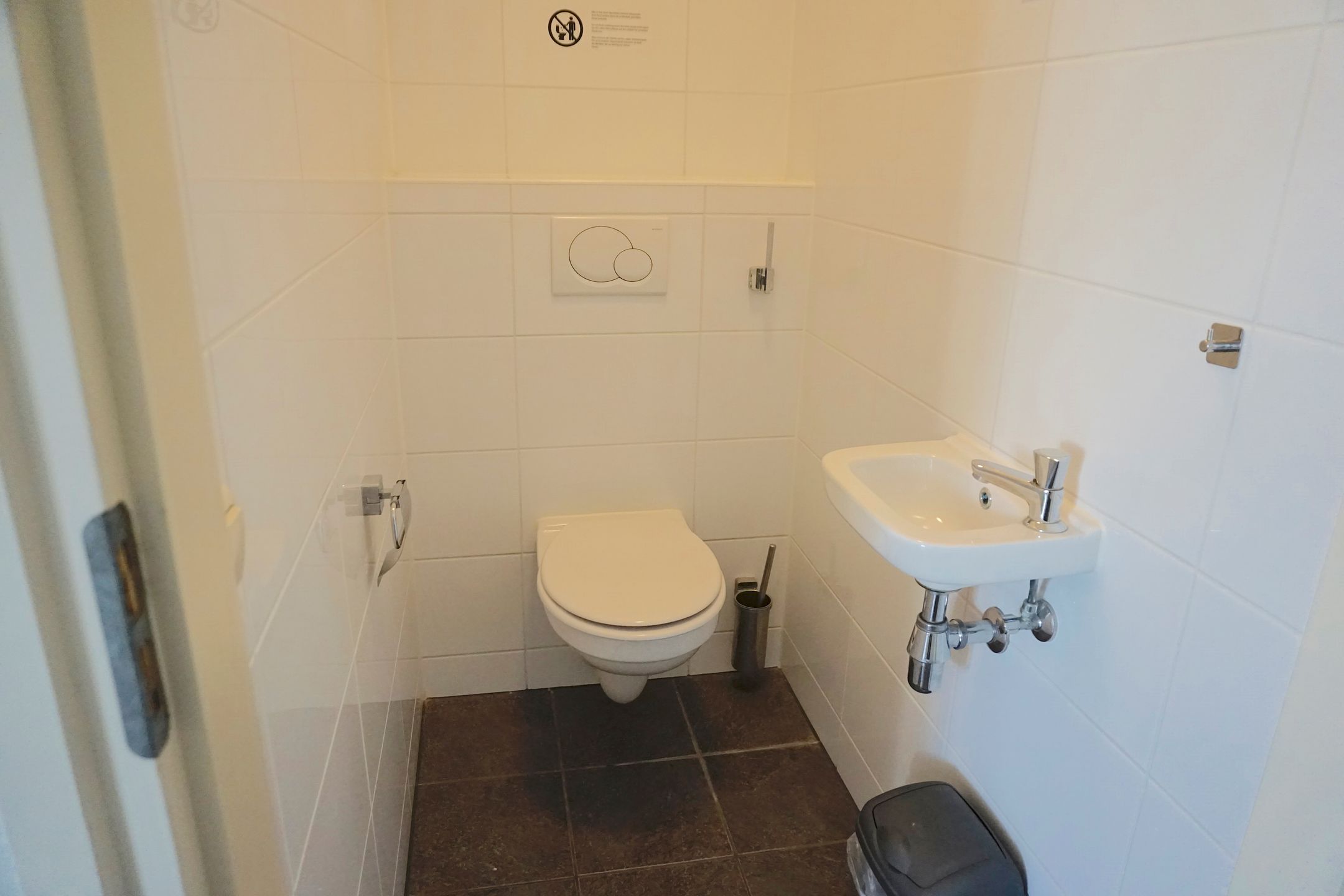 Photo 30 of Rijksstraatweg 80-112