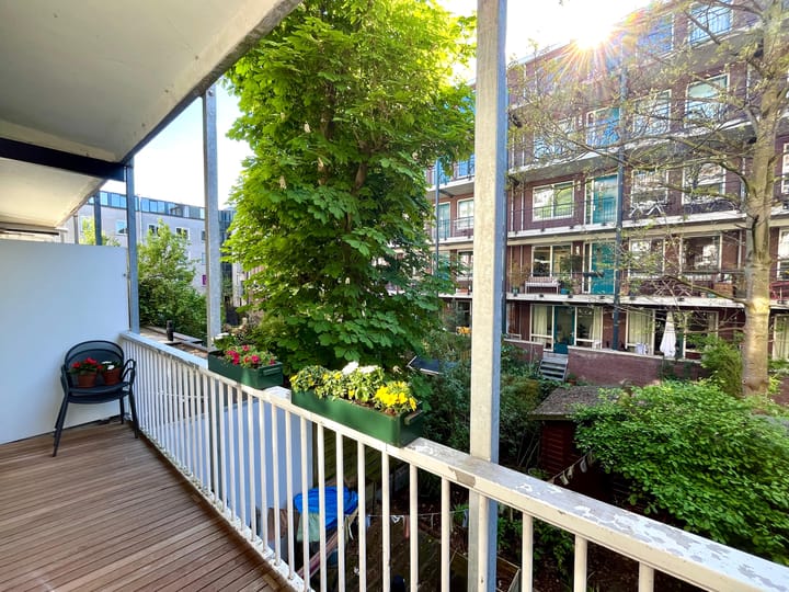 Foto 2 van Semarangstraat 26-1