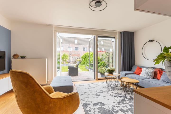 Foto 8 van Adderwortel 32