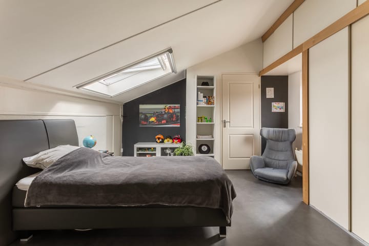 Foto 19 van Adderwortel 32