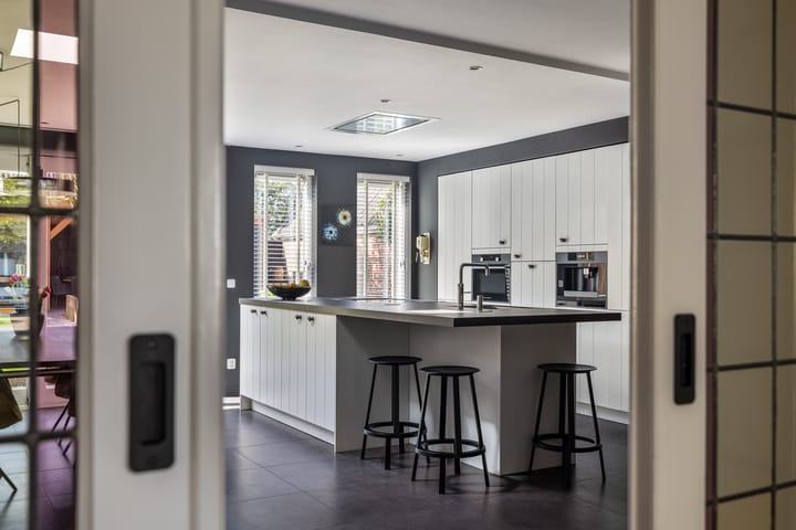 Photo 10 of Simon Sipmastrjitte 18