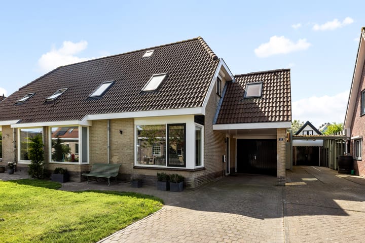 Photo 44 of Simon Sipmastrjitte 18